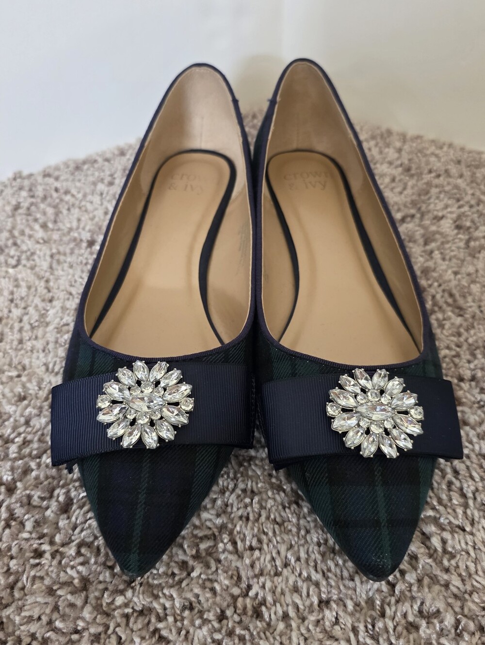 Crown & Ivy Addison Plaid Snowflake Flats 7.5